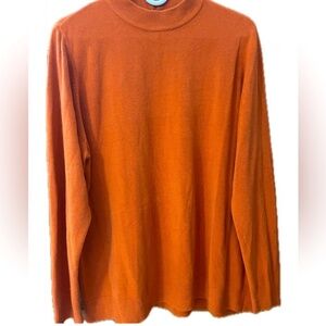 Thin orange Sweater